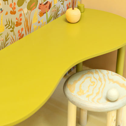 Float stool